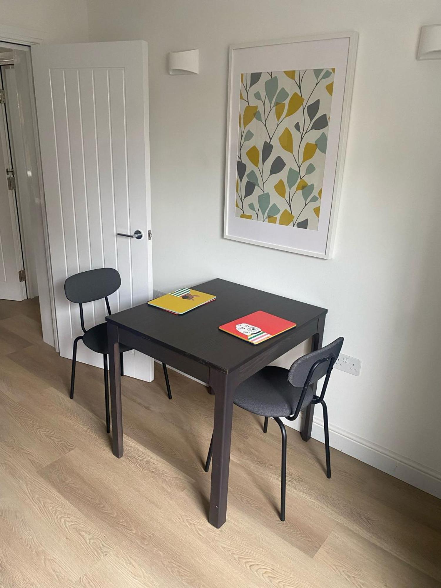 Two Bedroom Two Bathrooms Superior Apartment 伦敦 外观 照片