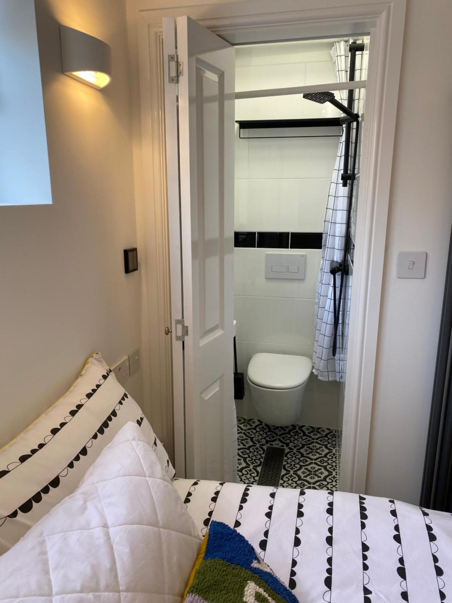 Two Bedroom Two Bathrooms Superior Apartment 伦敦 外观 照片